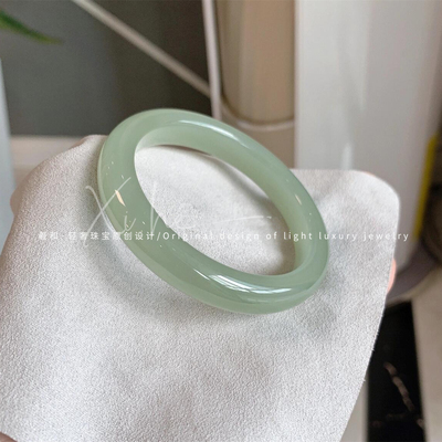 【巨显白】纯天然冰晴水玉镯