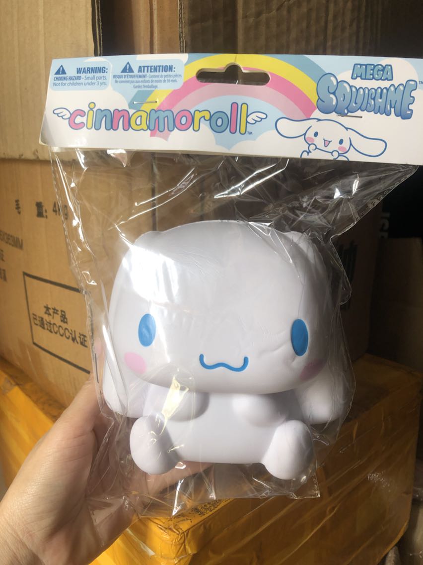 三丽鸥港版摆件玩具玉桂狗