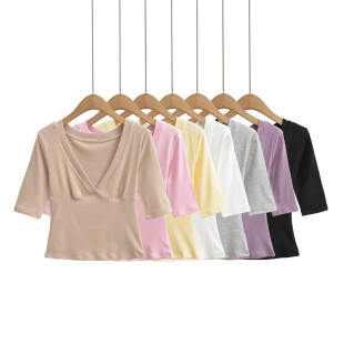 性感体恤五分袖 拼接修身 高腰上衣 t恤女短款 辣妹纯欲深v领正肩中袖