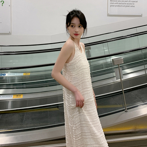 现货买家秀!肌理感重工显瘦百搭吊带连衣裙150-C8188-P100-K158图片