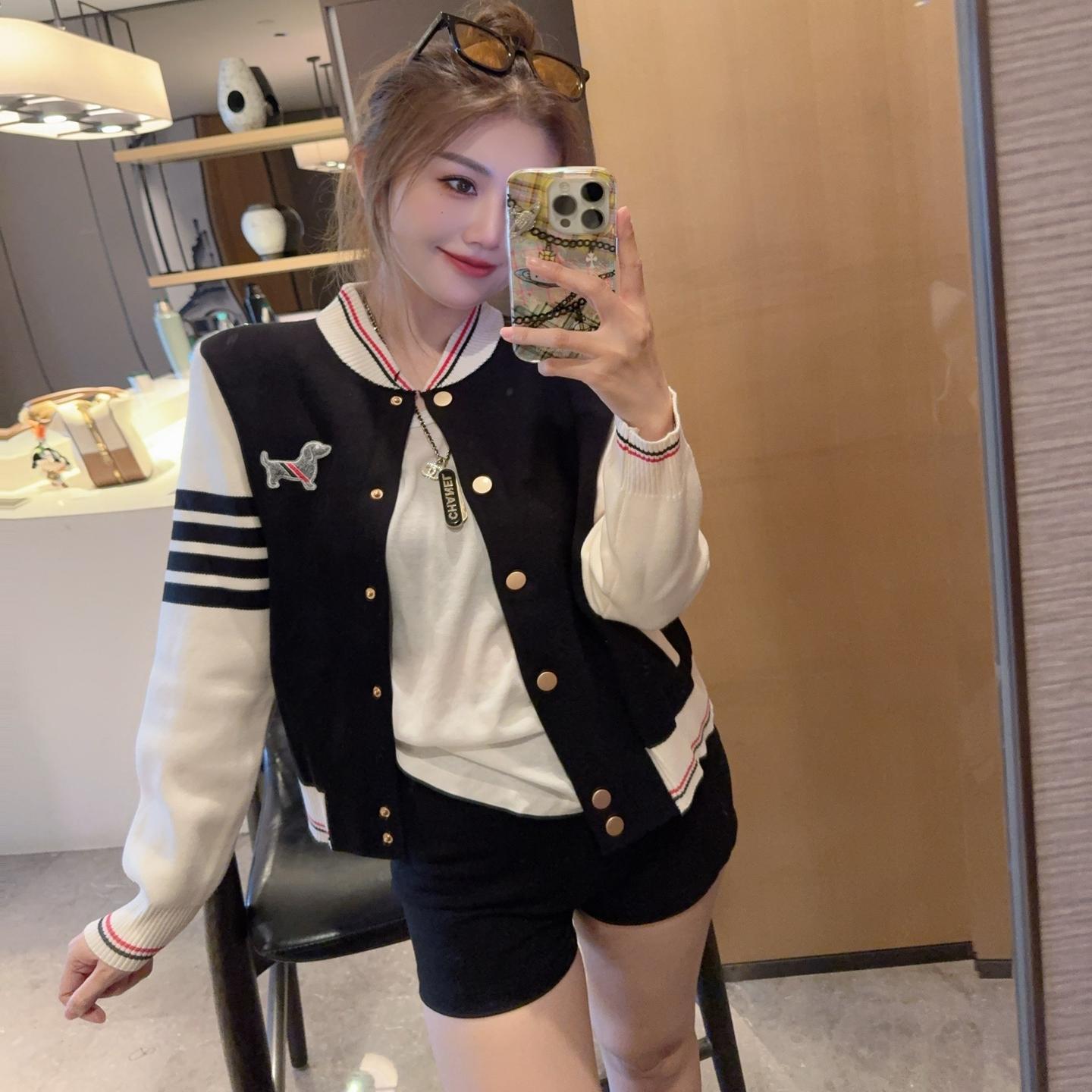 tb胸前小狗贴布棒球服外套