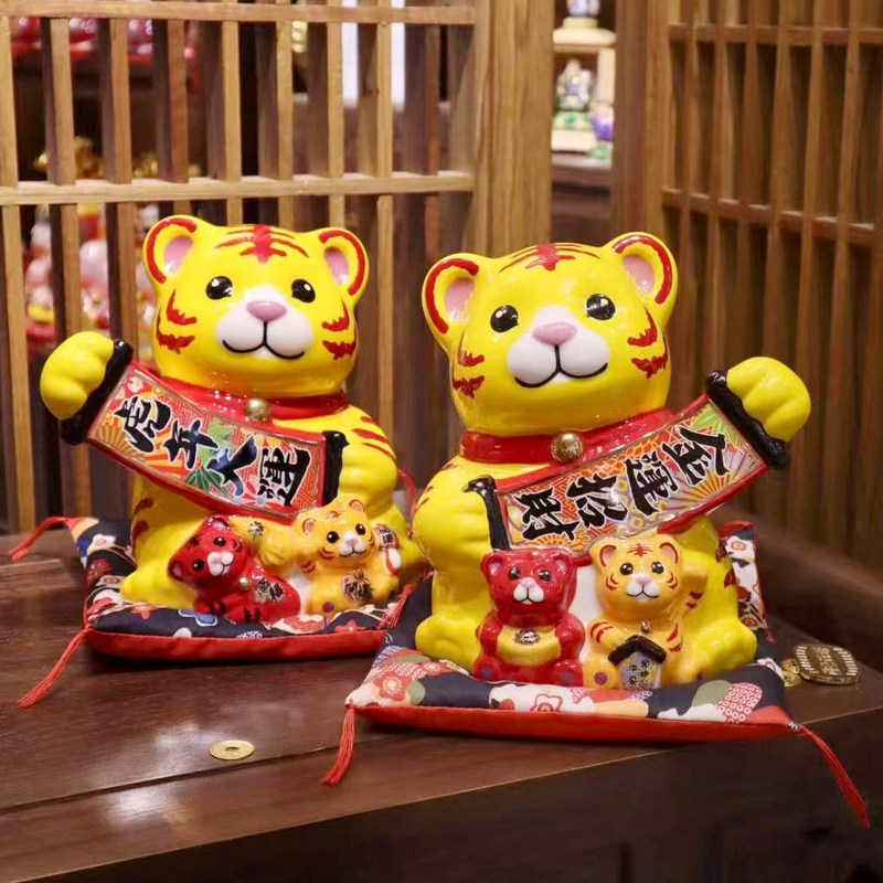 虎年大吉招财虎摆放招财笔筒烟灰缸餐厅店铺摆件装饰
