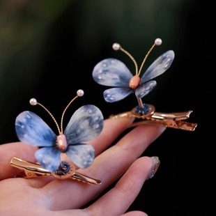 超仙非遗绒花颤颤蝴蝶发夹高级感蓝色日常侧边夹头饰灵动发饰夹子