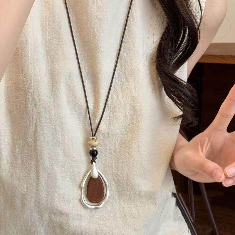 中式老钱!波西米亚风水滴吊坠项链女款复古度假风长款毛衣链配饰