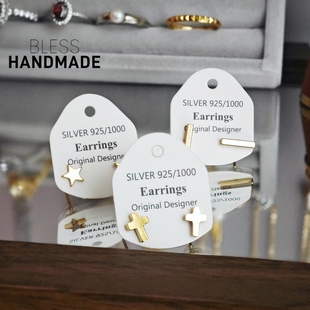 《梵蒂冈》金色迷你小十字架美国进口14K包金耳钉情侣欧美冷淡风