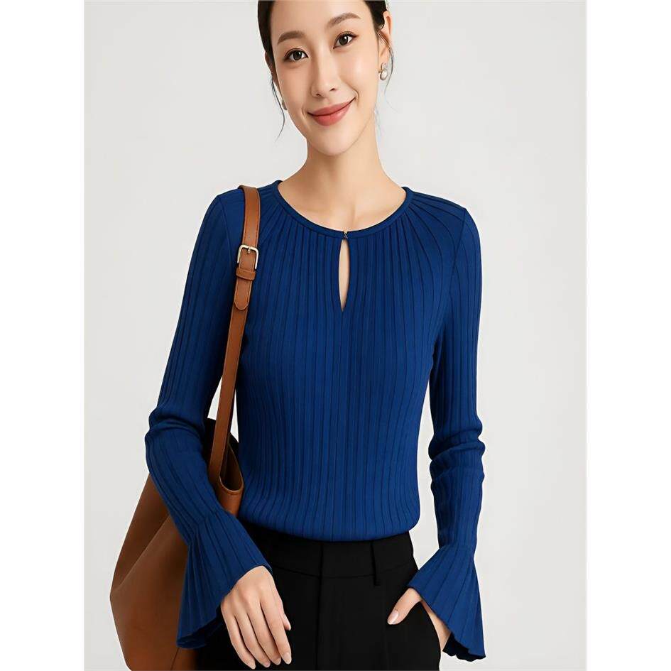 克莱因蓝色圆领荷叶边袖口设计小衫2026春季女款时尚百搭长袖上衣