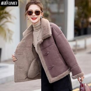 皮毛一体仿羊羔毛外套女2025冬季新款小个子短款仿鹿皮绒机车服潮