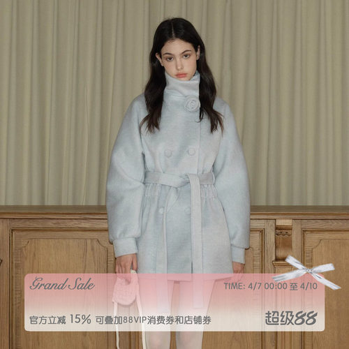 蓝色毛呢收腰阔型大衣