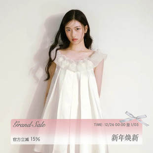 RECIT 云朵领立体花娃娃裙 缎面光泽感立体打褶不收腰连衣裙女冬季