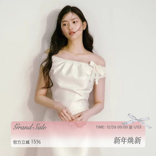 RECIT 白色丝毛缎面松紧一字肩蝴蝶结收腰韩系千金少女感连衣裙