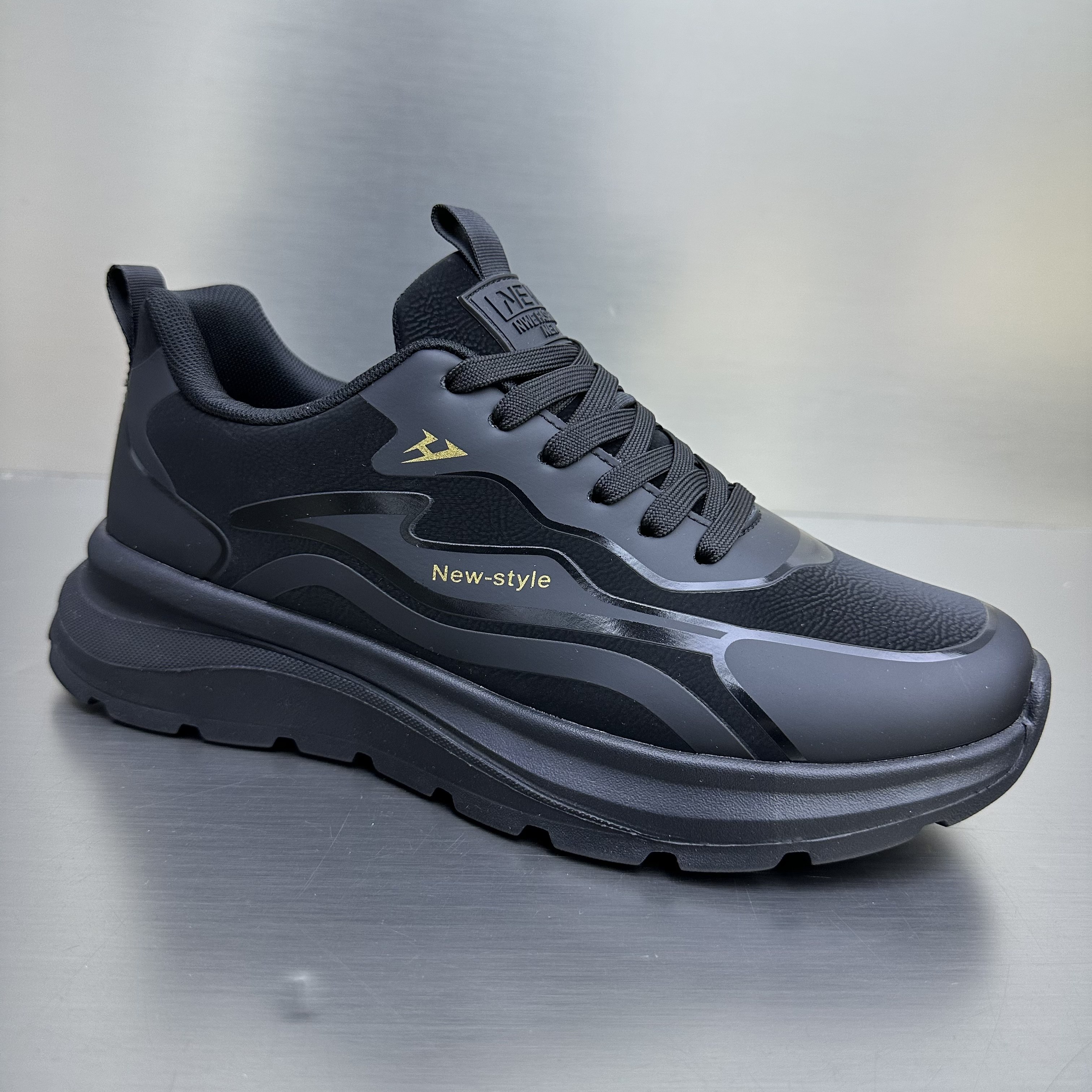 秋冬单棉同款防水皮面超轻减震厚底运动休闲鞋百搭舒适系带跑步鞋,流行男鞋,时尚休闲鞋,淘宝优惠券,粉丝福利购,淘宝优惠卷