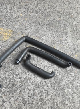 北汽黑豹汽车货车原厂配件 莱动国四4L18CF机油冷却器进/出水管