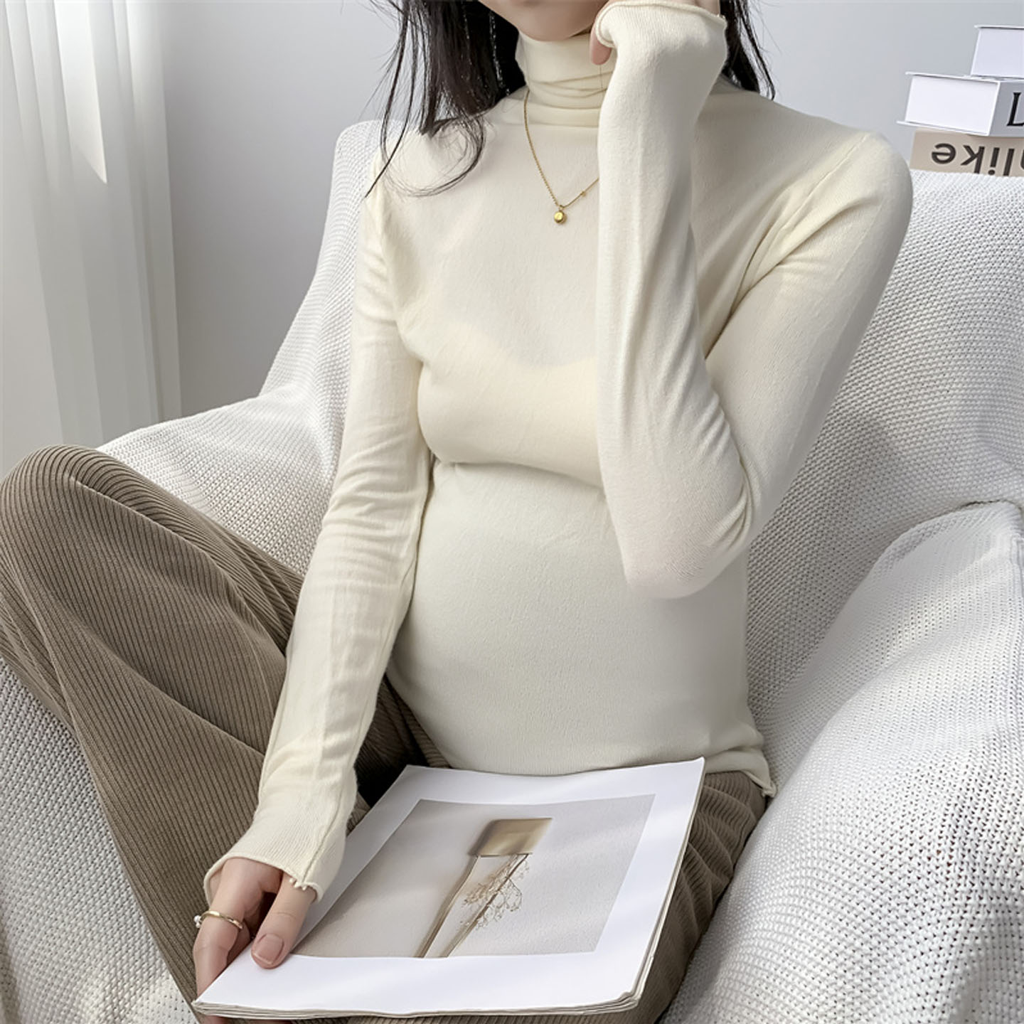 AUMS孕妇堆堆领针织打底衫内搭