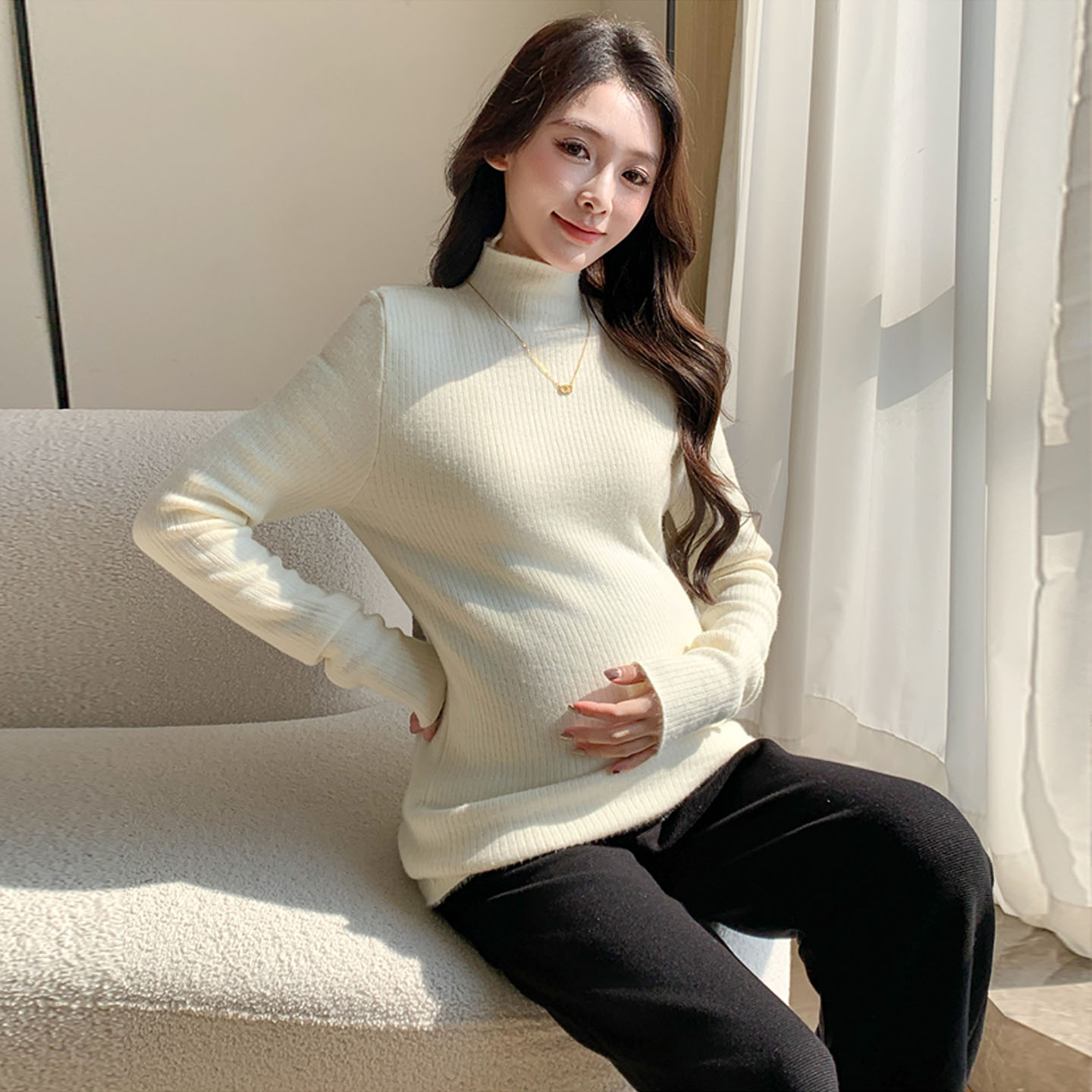 AUMS孕妇半高领针织毛衣打底衫