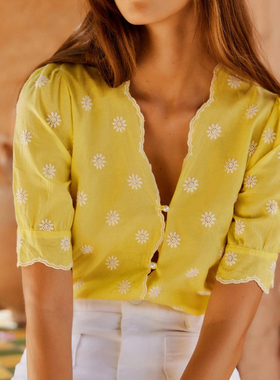 法式衬衫女设计感小众别致V领复古衬衣刺绣短袖黄色夏款上衣短款
