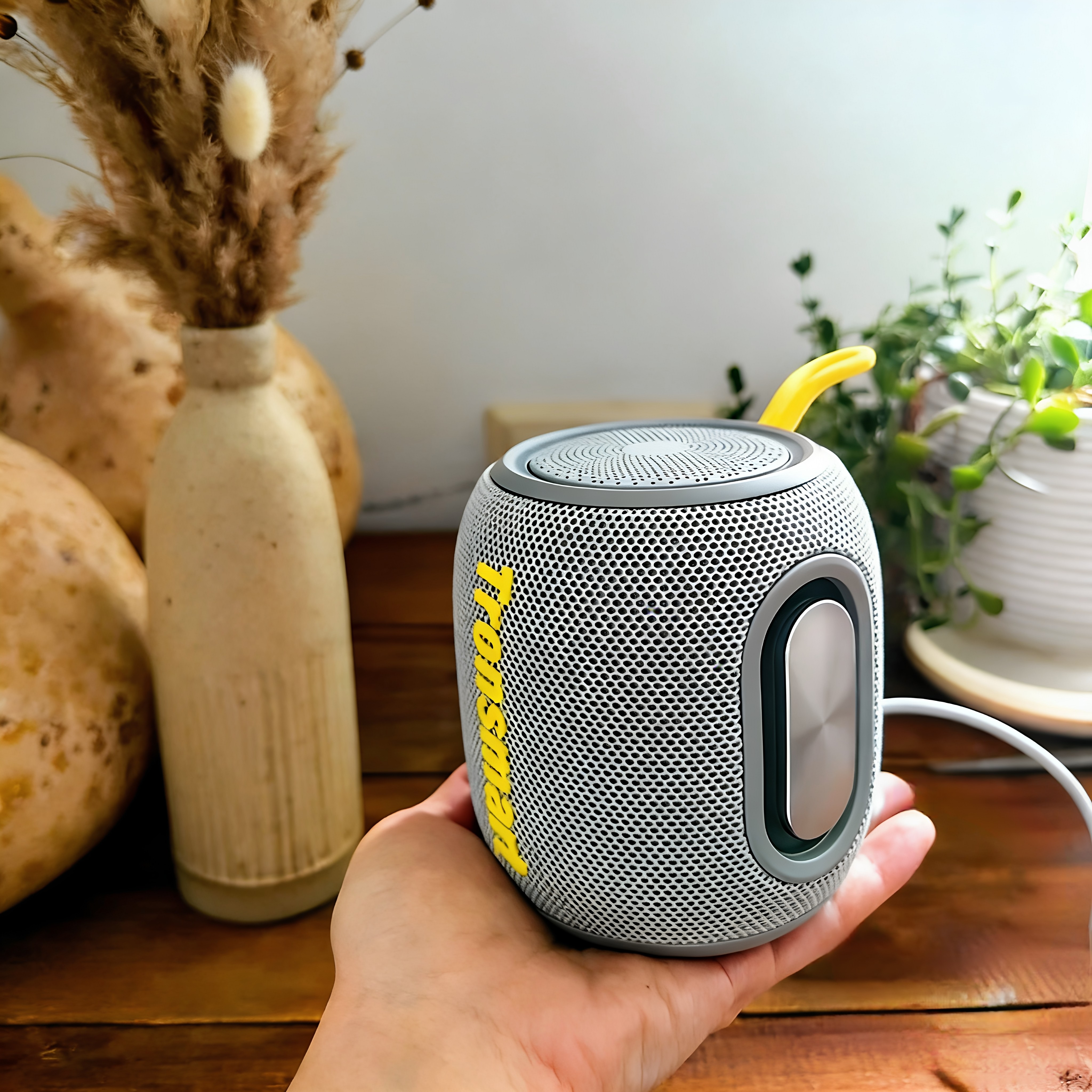 Tronsmart T8min蓝牙音箱无线插卡大音量户外便携式低音炮音响