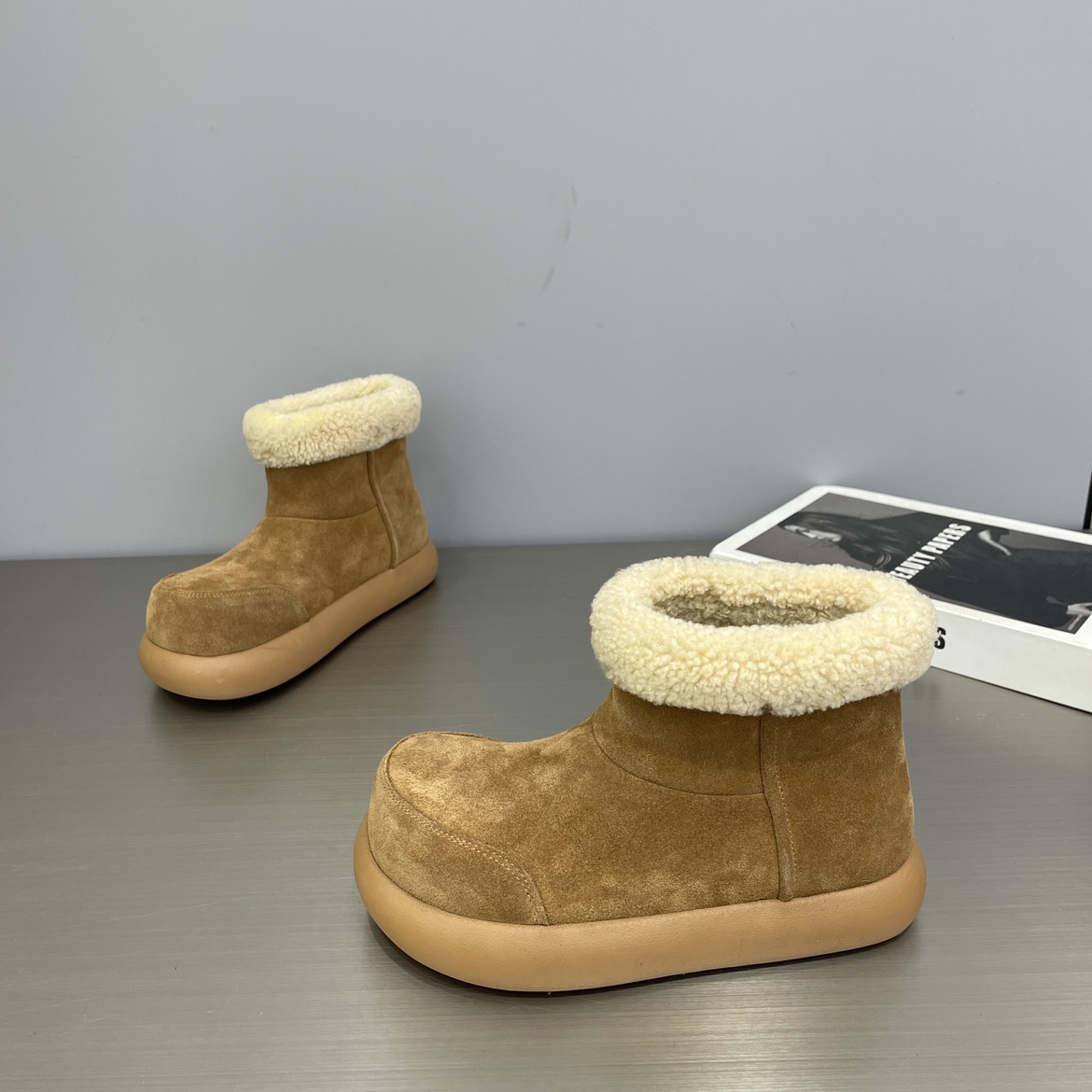 真皮厚底大头卡皮巴拉勃肯鞋女