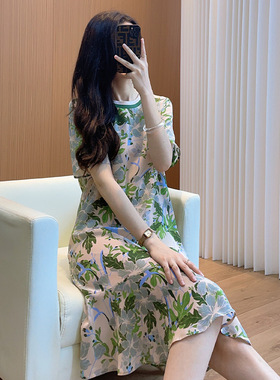 夏季2025年新款轻奢洋气高档绿花真丝连衣裙女桑蚕丝鱼尾裙T恤裙