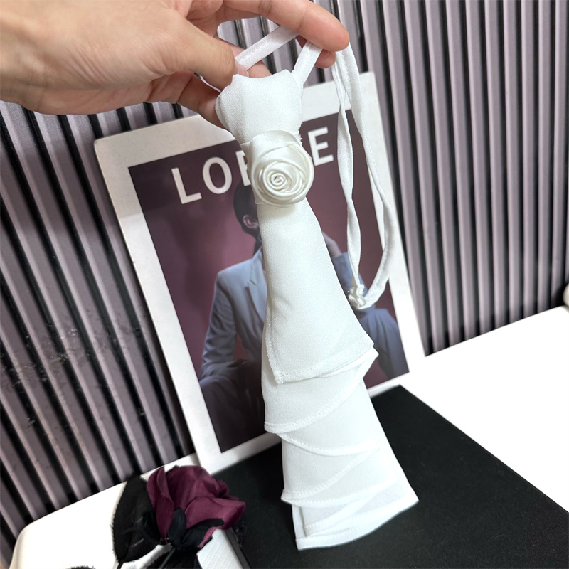 高级感纯色层次领带珍珠花朵