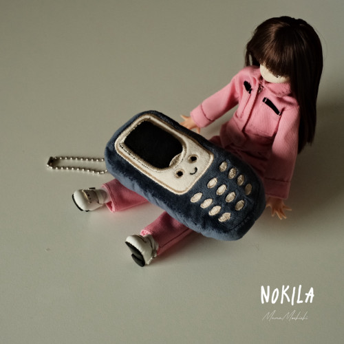 NOKILA手机小灵通复古公仔毛绒包包挂饰可爱搞怪趣味玩具钥匙扣