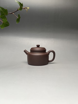 宜兴紫砂《特价福利》原矿紫泥纯手工制作经典德钟壶130cc