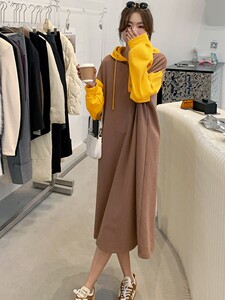 2023春装设计感拼接卫衣连衣裙，大量现货077-2210-P105-K158图片