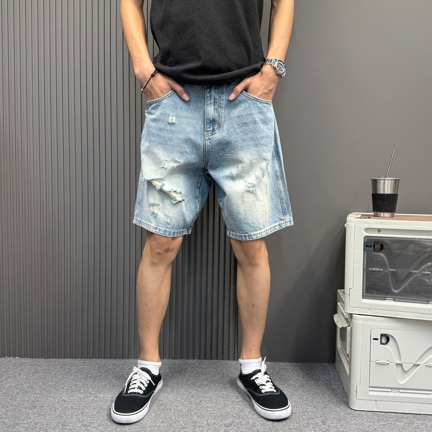 街头休闲风破洞水洗牛仔裤男女款夏季薄款宽松直筒五分裤潮牌短裤