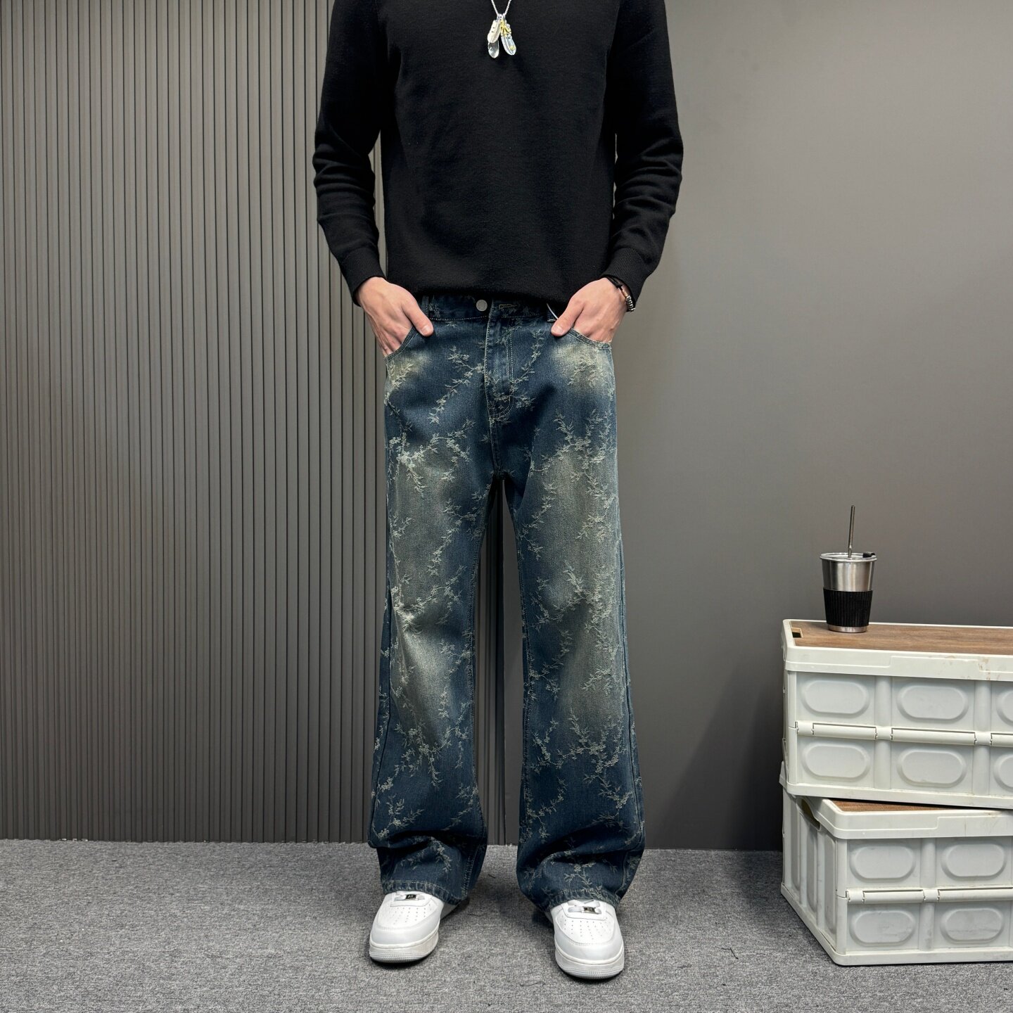 休闲复古荆棘提花微喇牛仔裤男款春季美式高街裤子痞帅显瘦直筒裤