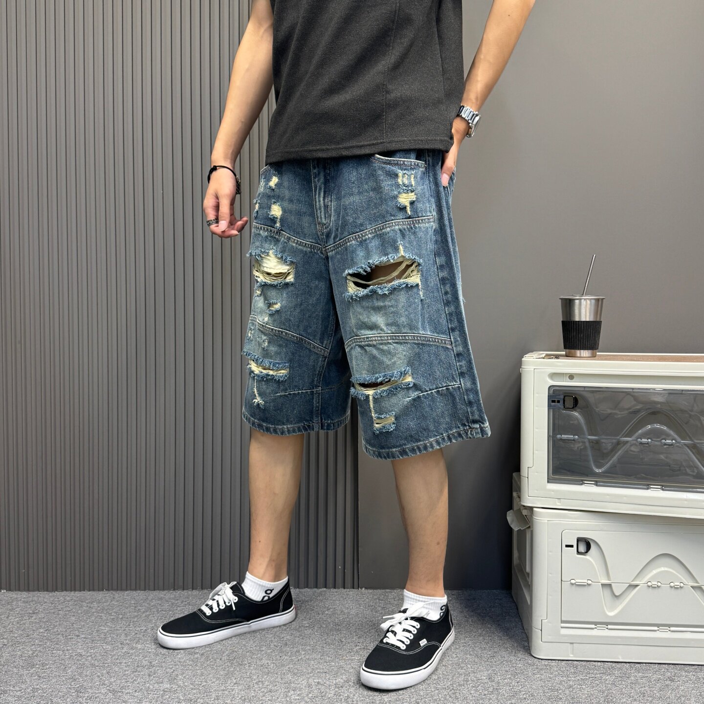 高街风磨毛破洞水洗牛仔直筒五分裤男女款夏季宽松痞帅阔腿裤蓝色