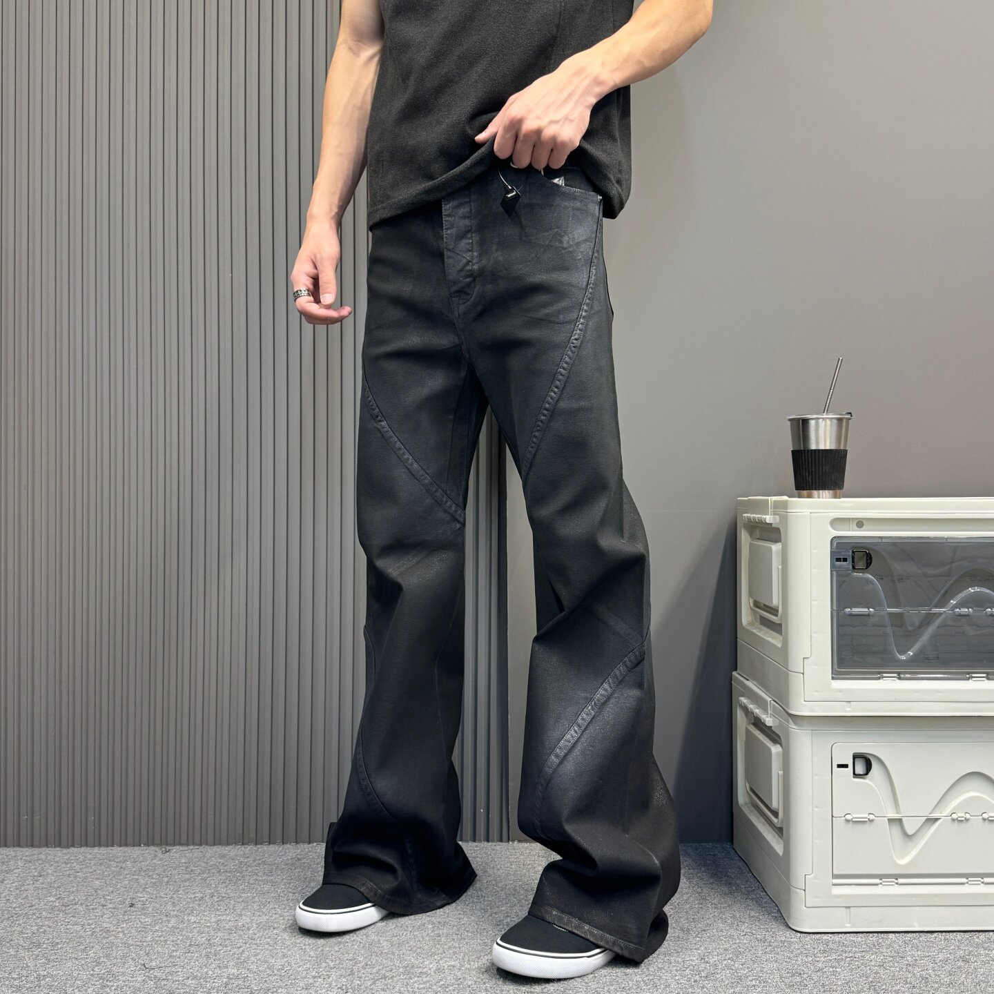 小众螺旋拼接暗黑视觉系高街牛仔裤男高级设计感堆积感加长微喇裤