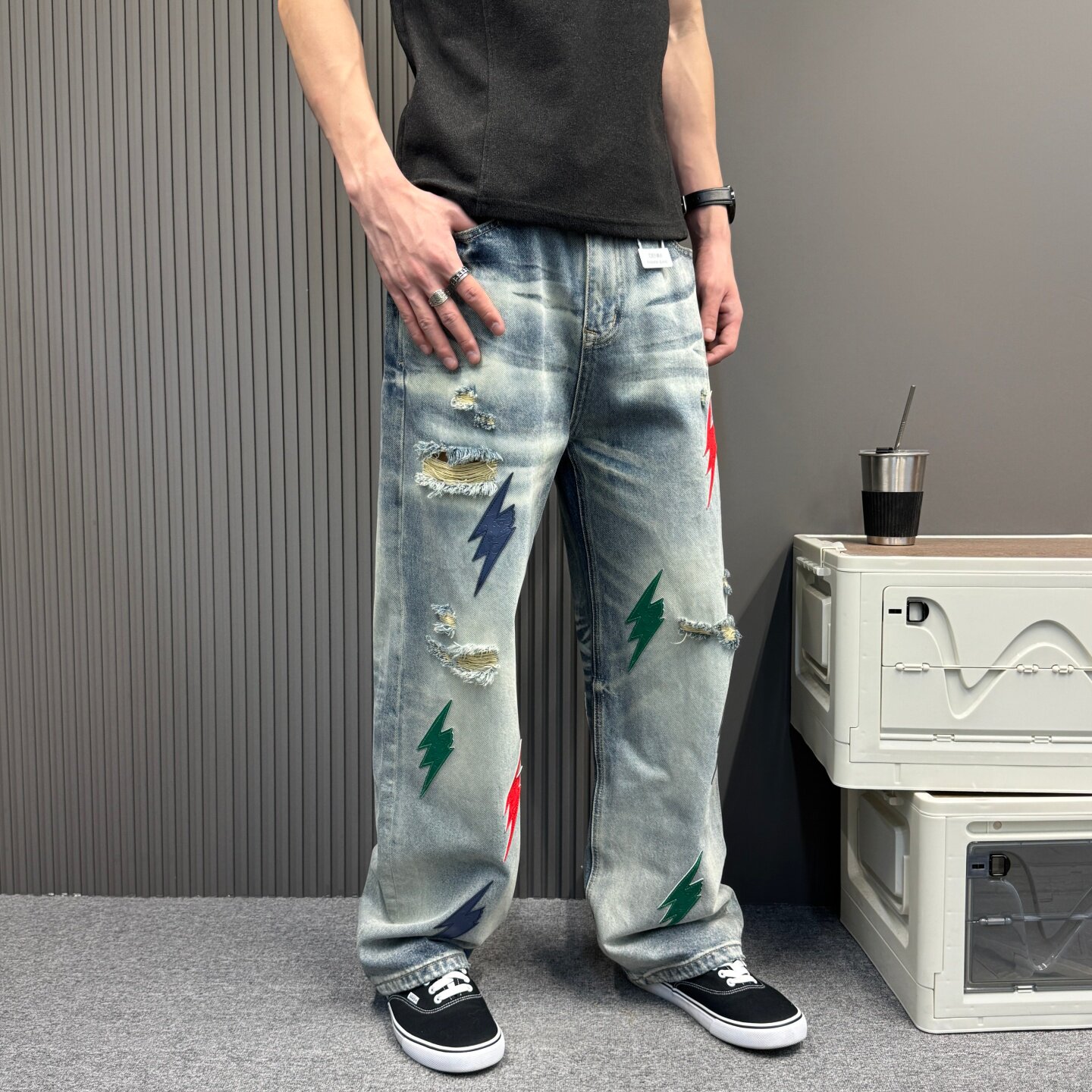 高街彩色贴皮破洞牛仔裤男士潮牌宽松直筒裤个性垂感阔腿长裤子