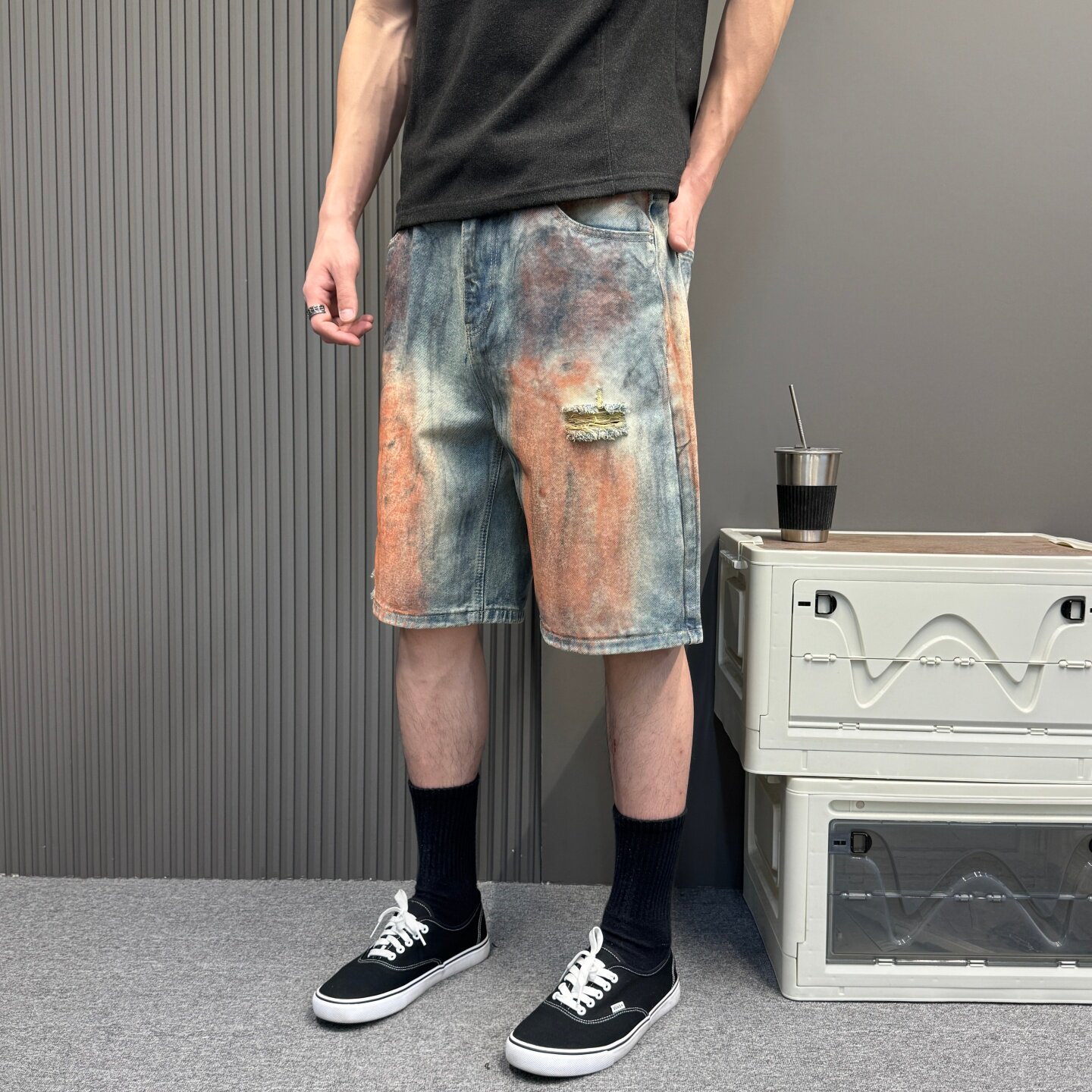 炫酷风彩绘做旧破洞迷彩牛仔百搭短裤男士夏季宽松直筒水洗潮裤潮