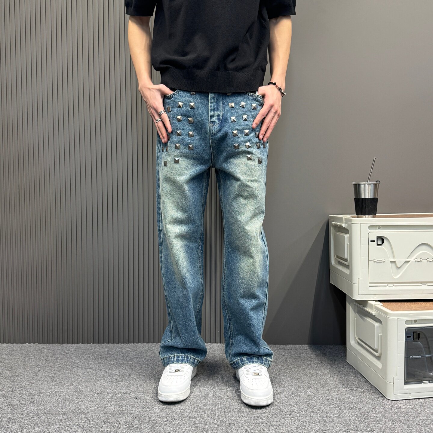 美式复古微喇蓝色做旧猫须水洗铆钉装饰宽松个性百搭直筒牛仔长裤