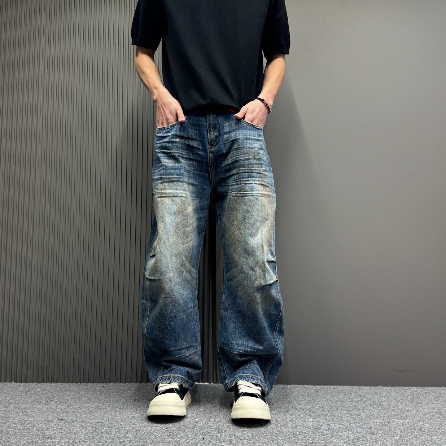 2026新款牛仔裤蓝色宽松褶皱弯刀潮牌美式高街重磅直筒裤男女百搭,男装,牛仔裤,淘宝优惠券,粉丝福利购,淘宝优惠卷