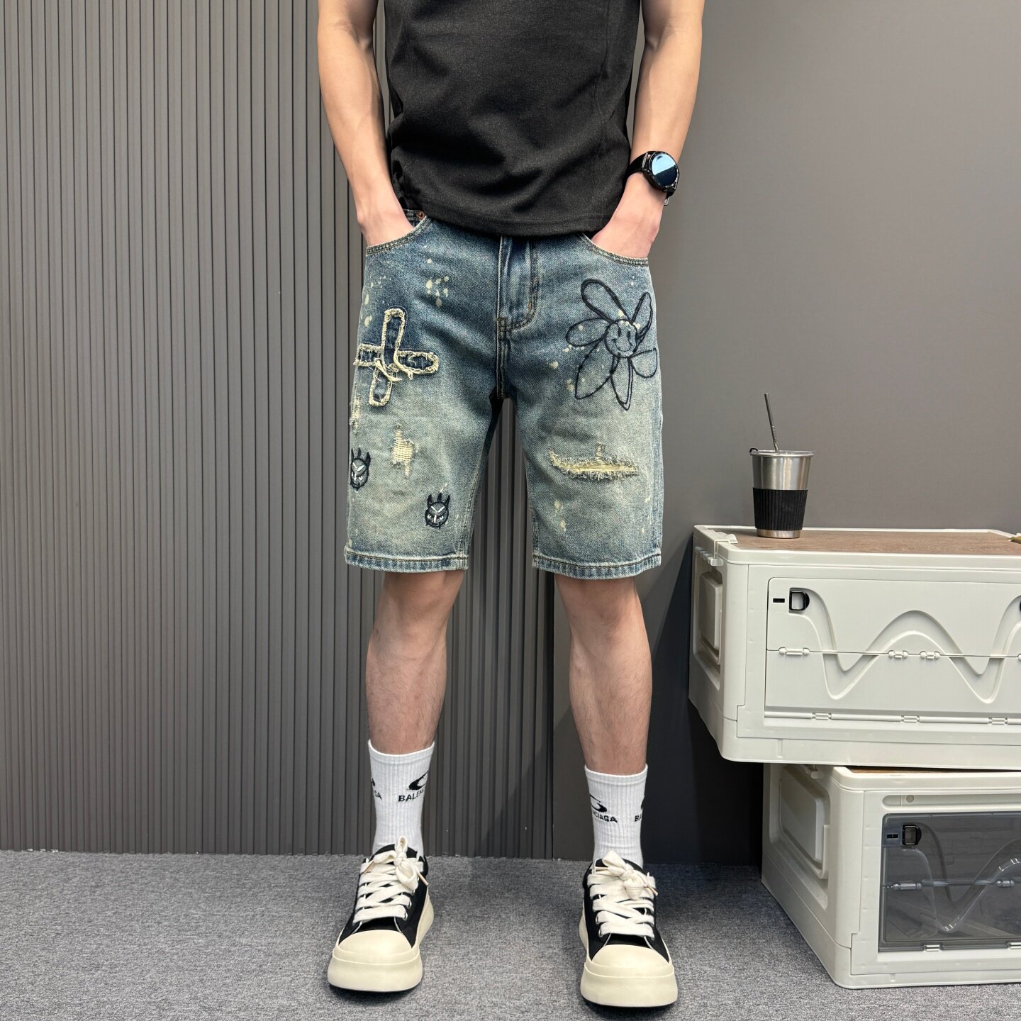 夏季欧货时尚潮牌十字架重工刺绣泼墨破洞水洗潮流个性牛仔短裤男