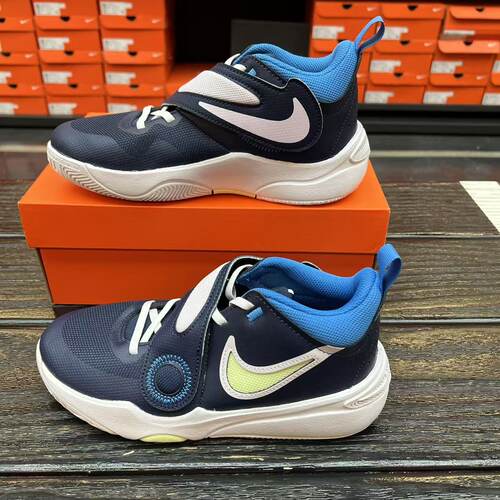 Nike耐克TEAM HUSTLE D 11 大童魔术贴训练实战篮球鞋DV8996-401