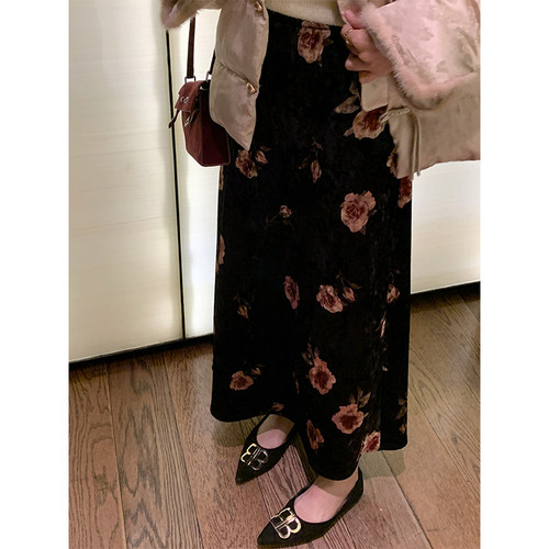 复古花朵半身裙本希丝绒