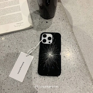 不想加油ins小众黑色烟花手机壳适用苹果16ProMax高级感手机软壳iPhone13/14全包边防摔保护套15
