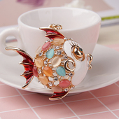 创意礼品可爱猫眼石水钻好运锦鲤挂件鱼汽车钥匙扣甜美女生包饰品