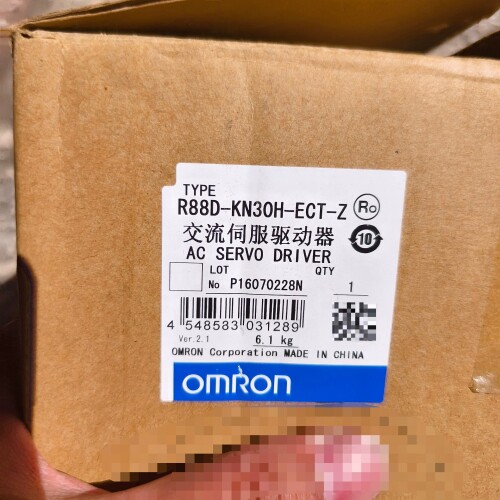 欧姆龙伺服驱动器R88D-KN30H-ECT-Z，原装正 ~议价
