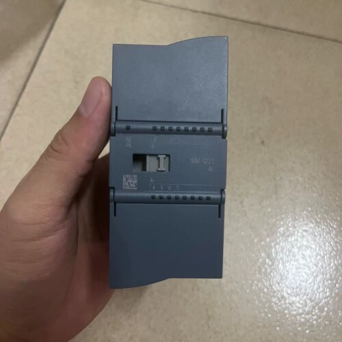 西门子231-4HF32的，22年货，功能正常。 ~议价