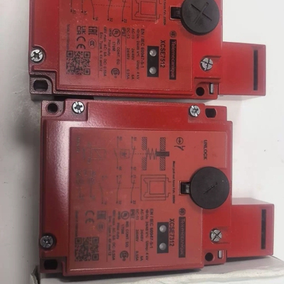 Schneider/施耐德安全限位开关XCSE7311，1个 ~议价