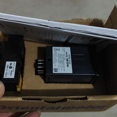 东方马达调速器 sb50w,包装盒子坏了,300包邮 ~议价