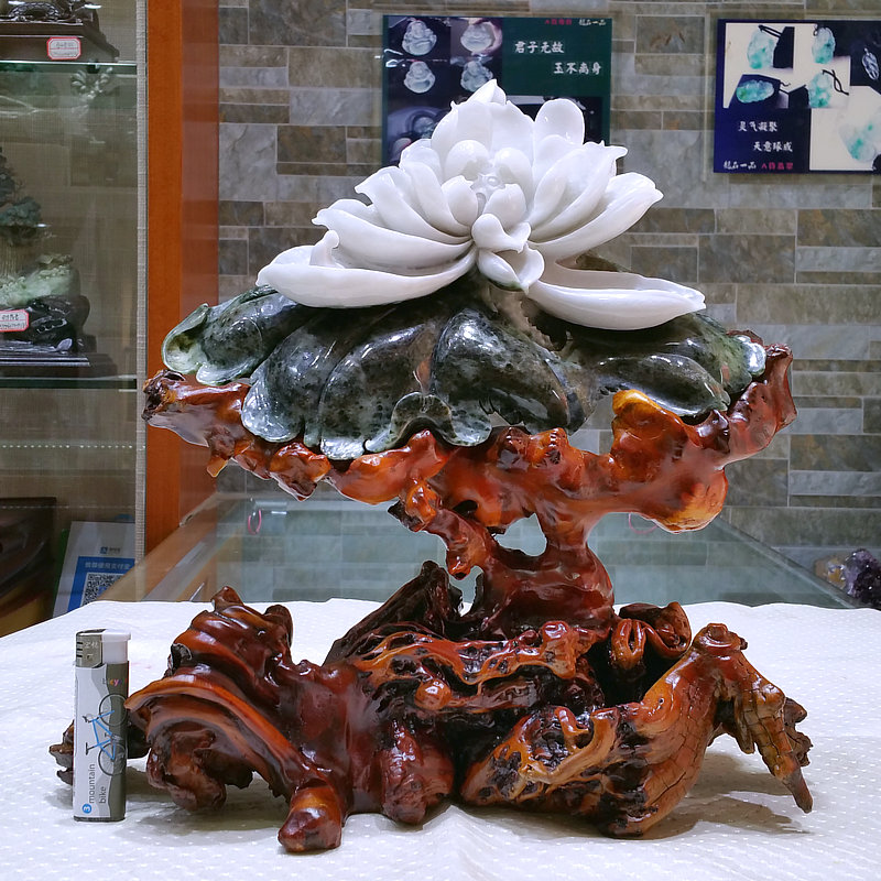 孤品特惠 玉雕世家 荷韵佛心生莲 独山玉石花鸟新中式摆件 艺术品