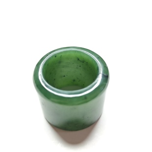 特惠天然和田玉碧玉菠菜绿宽版扳指玉石戒指内径22mm厚6.5mm