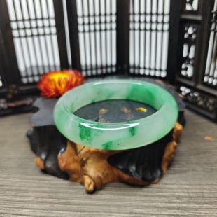 特惠天然非洲翠独龙玉冰润翠绿珍贵扁条大圈62玉石手镯女礼物新年