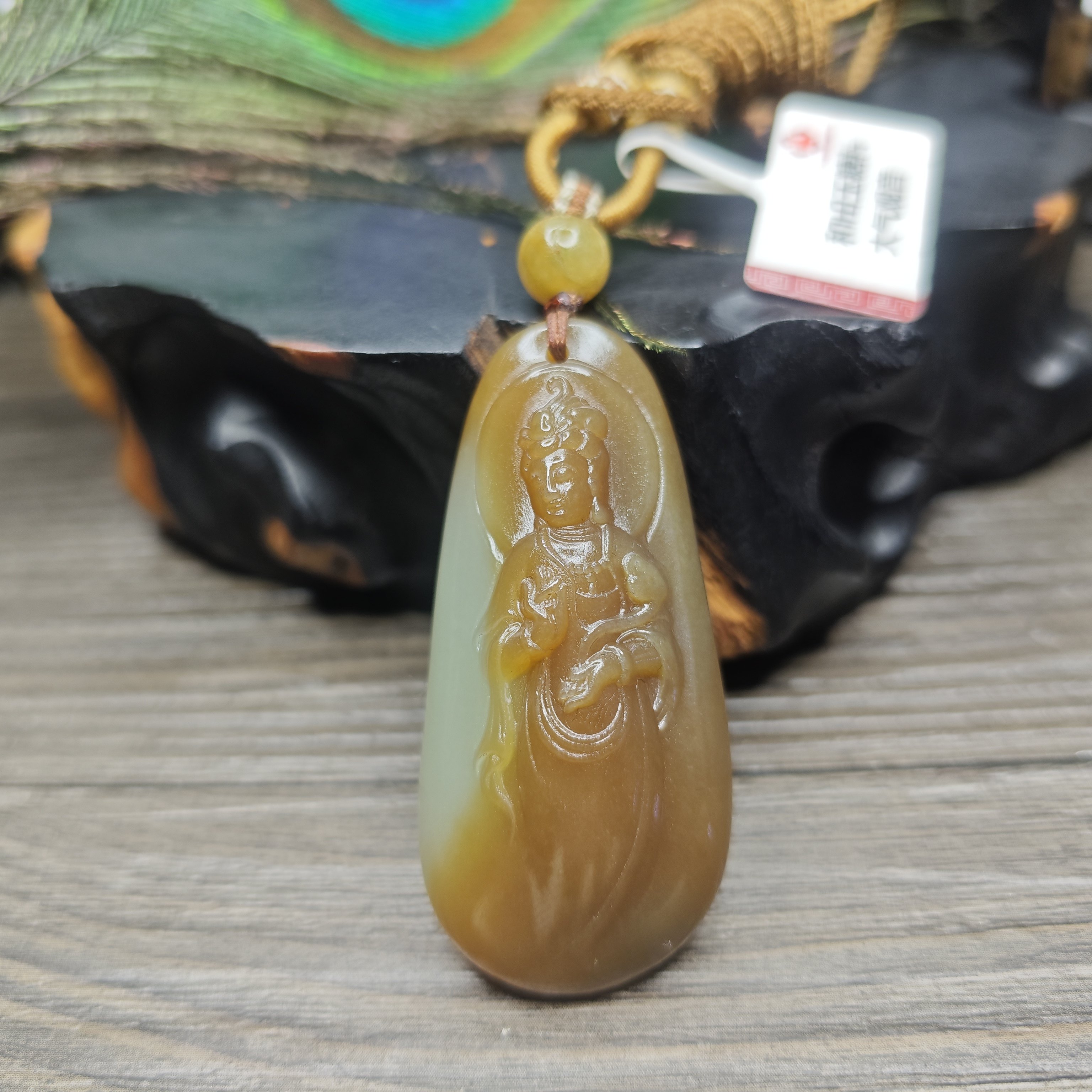 天然老坑新疆和田玉且末糖红糖白玉玉石自在观音吊坠男女款礼物