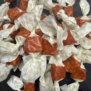 内蒙古特产奶酪块奶酪块纯手工酸奶炒米糖蒙古奶糖酸奶糖散称