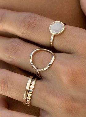 北欧个性设计镂空圆圈钛钢镀18K金戒指指环简约ins风叠戴饰品春夏