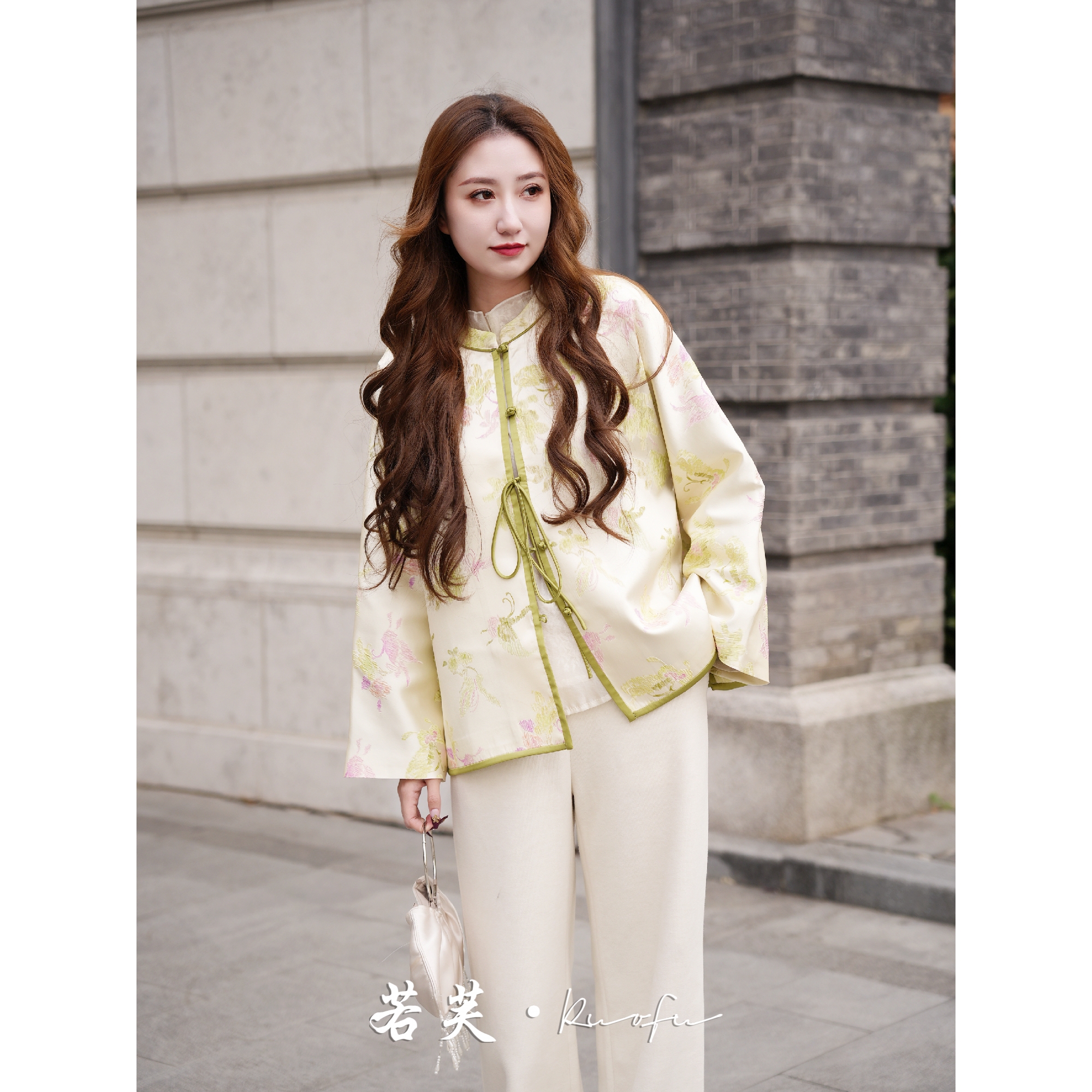 若芙 | 【空翠烟霏】幂幂同款~秋冬国风桑蚕丝混纺新中式外套